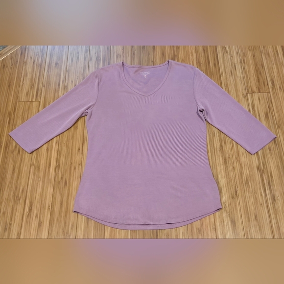 NWOT Segments Lavender V-Neck Top - Picture 1 of 9